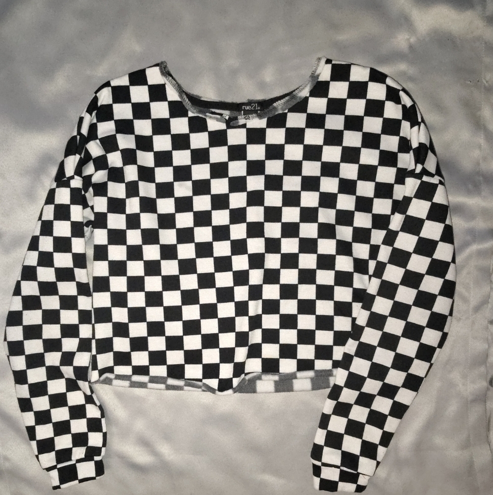 Rue21 Black and White Checkered Sweatshirt